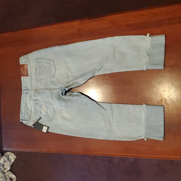 Revolve one teaspoon Distressed Light Blue Women's Cropped Jeans. Size 28. - Picture 4 of 5